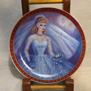 Mattel Barbie Bride-To-Be Collectible Plate